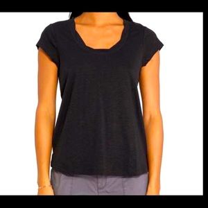 Social Standard By Sanctuarty Women's Amber Scoop Neck Black Tee